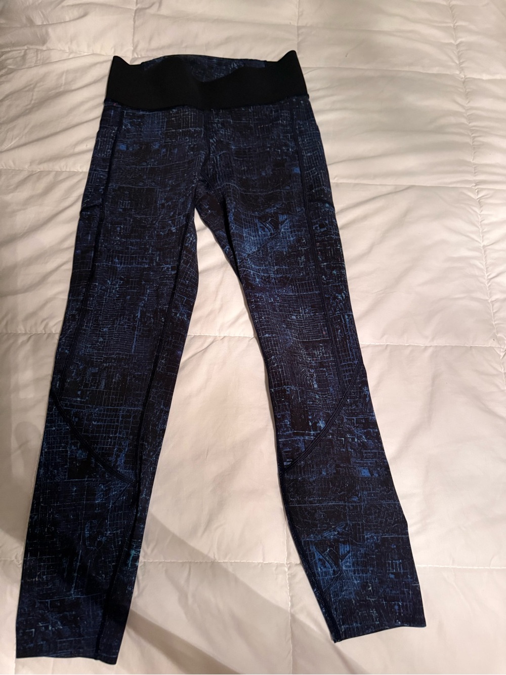Lululemon Dark Blue Patterned Athletic Leggings